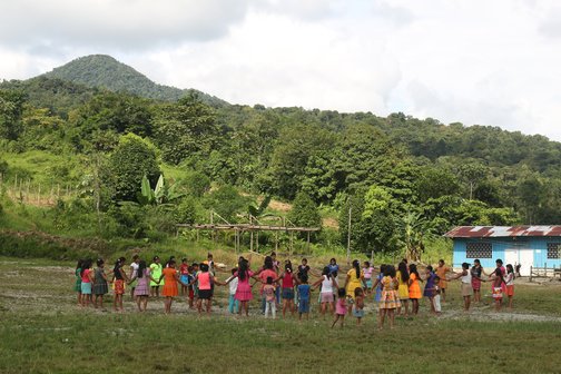 War Child_Seeds programme_Colombia_Children playing outside_Choco_CDCP_201126