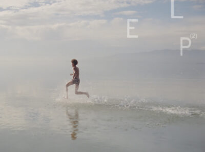 Neues Charity-Album „HELP(2)“: Internationale Stars unterstützen War Child